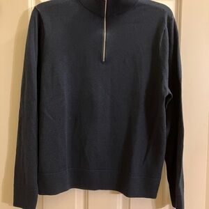 Men's navy half zip sweater large